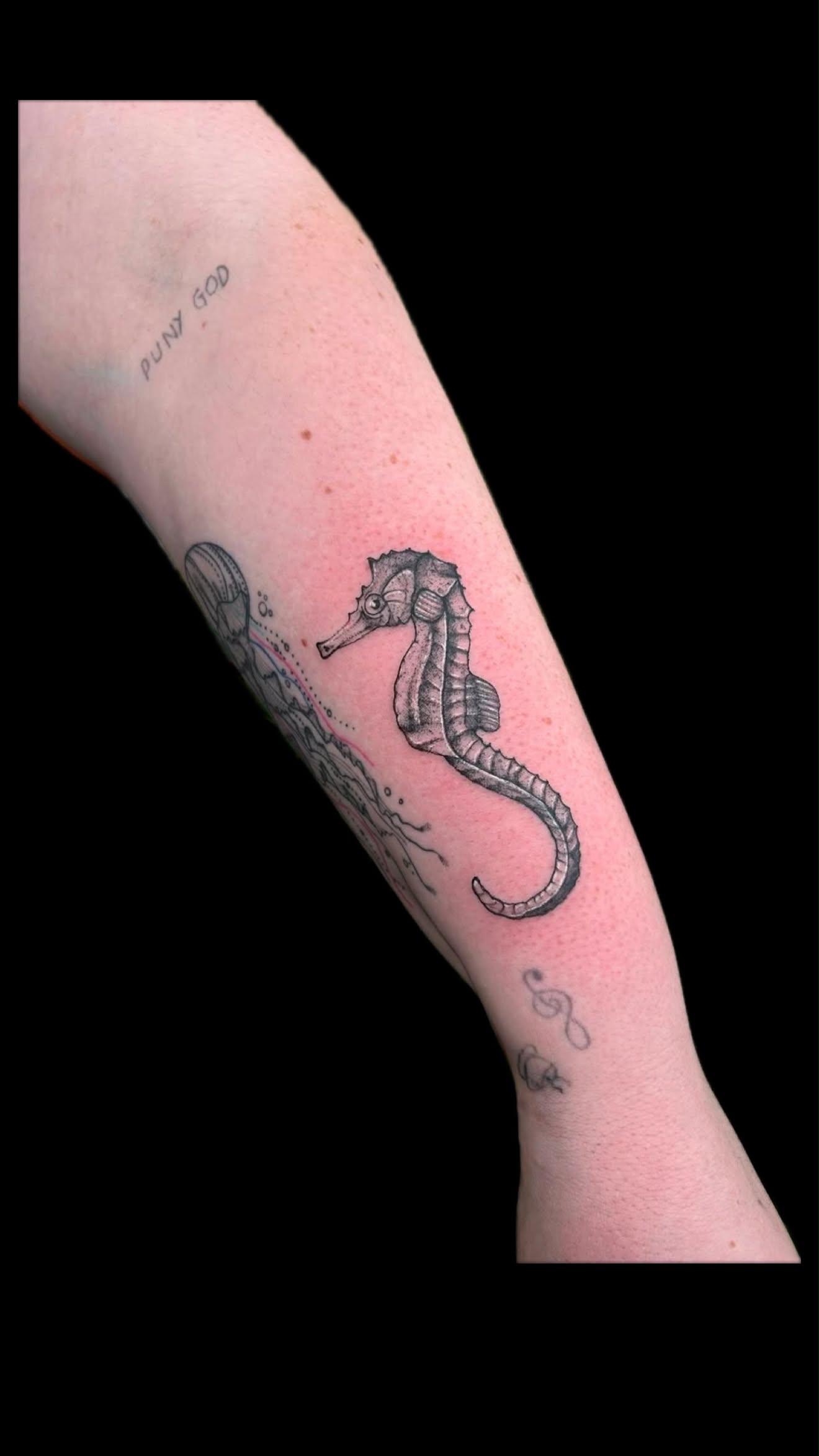 Blackwork tattoo by Lindsay